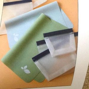 NIB silicone baking sheets